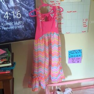 Girl size 6 dress chiffon pink 🩷